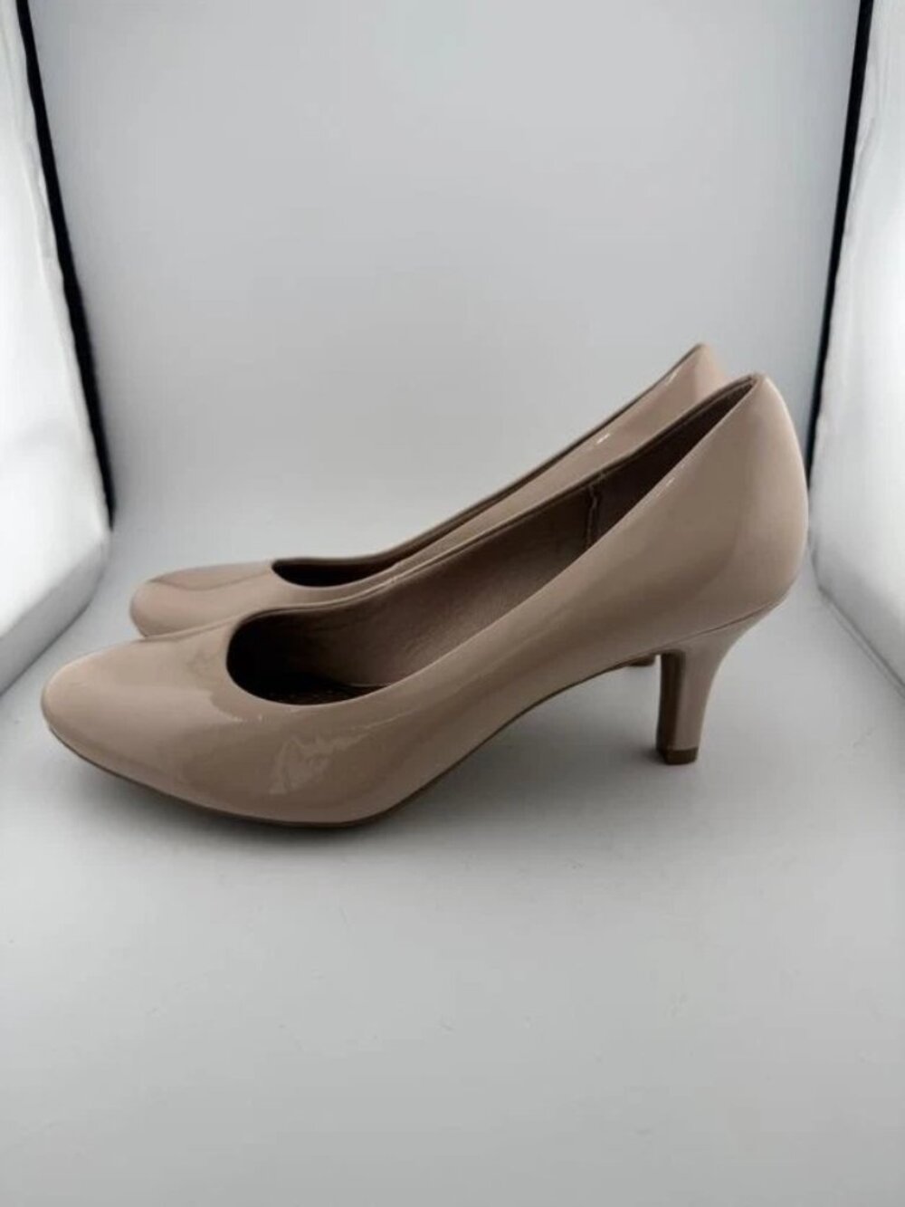 LifeStride Parigi Womens Pumps Glossy Patent Nude Taupe Heels Size 9W